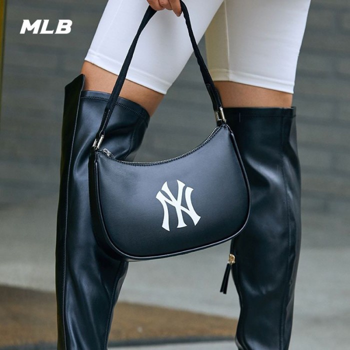 MLB BAG MONOGRAM HOBO BAG IN BLACK TAS NY