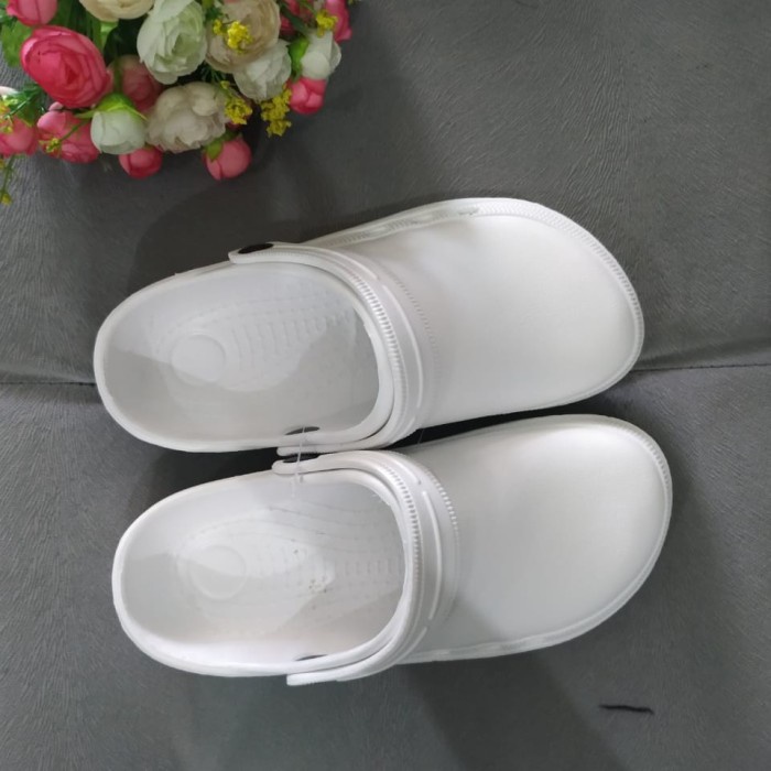 sepatu sandal operasi/ sandal laboratorium/sandal medis/sandal komin - Merah, 36