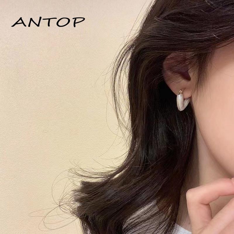 [Yumna] Anting Hati Wanita Anting Rasa Premium Desain Indah Masuk Lux Earrings