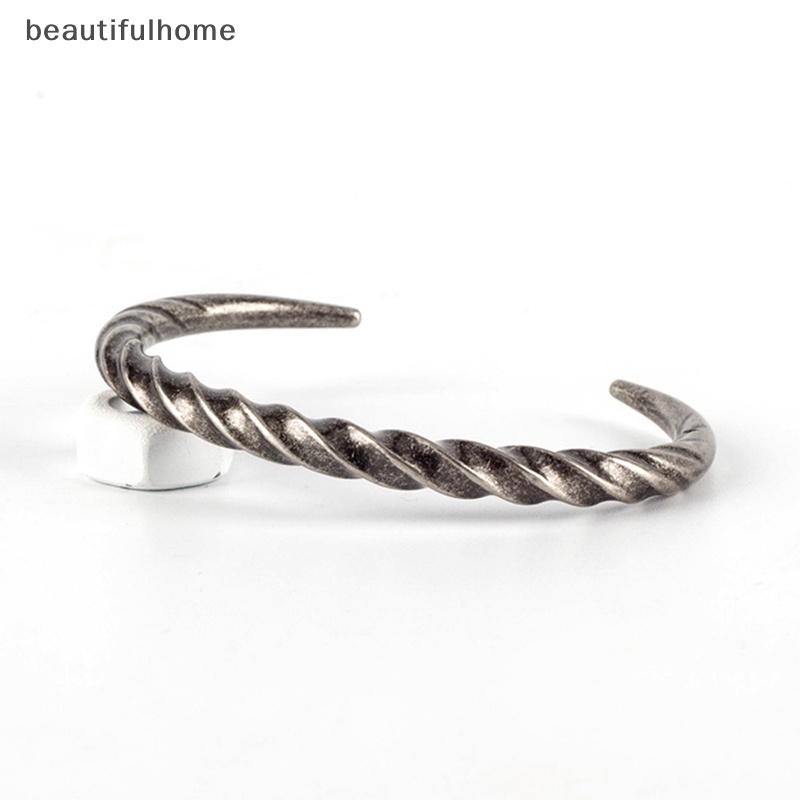 {Cantikrumah} Perhiasan Vintage Punk Mobius Memutar Cuff Bangle Untuk Pria Wanita Tanduk Sapi Manset Gelang Memutar Gelang Untuk Pria Perhiasan.