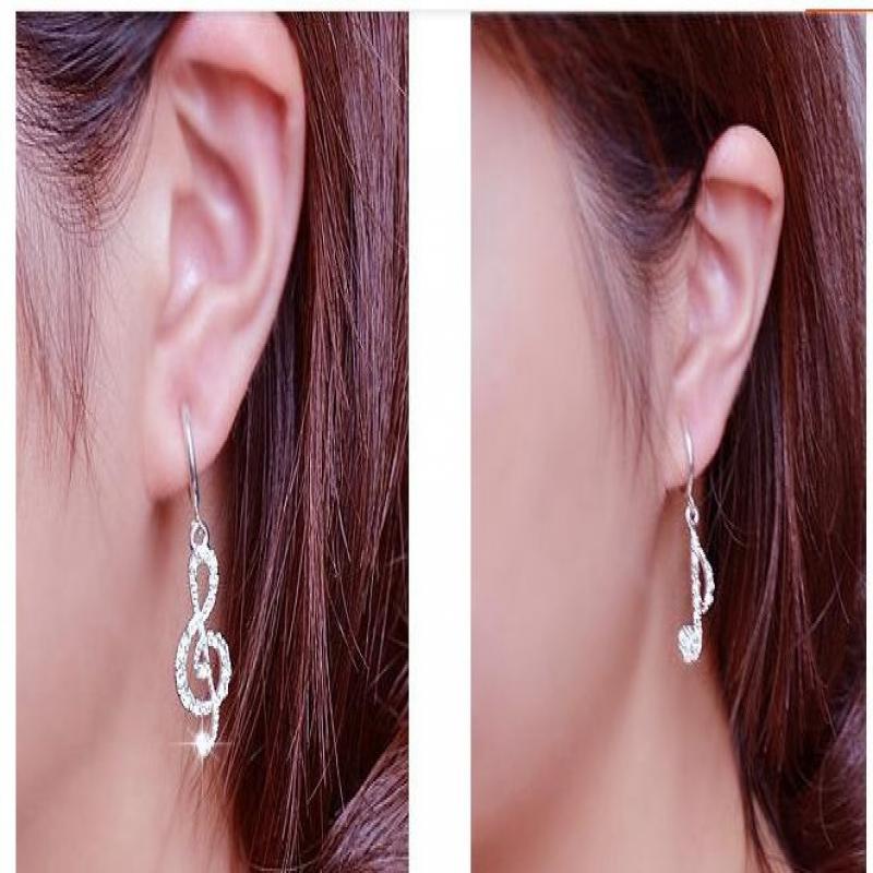 [FRA] Anting Temperamen Anting Asimetris Fashion Wanita