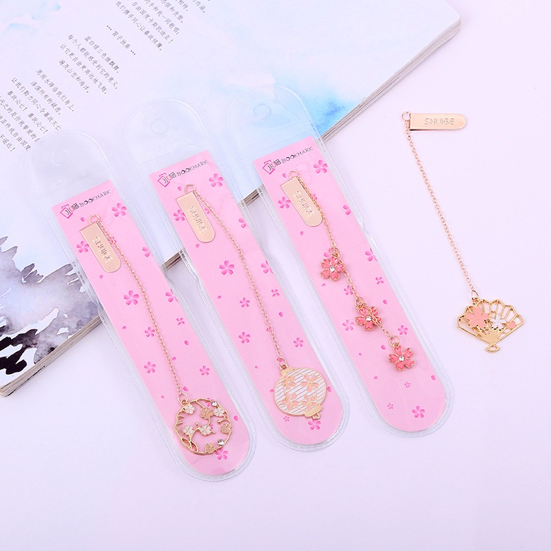 Liontin Seri Bunga Sakura Klasik Bookmark Murid Sakura Romantis Bookmark Dengan Rantai Logam