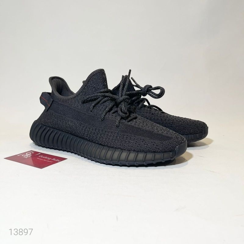 Yeezy Boost 350 V2 Black Static FULL REFLECTIVE Vs
