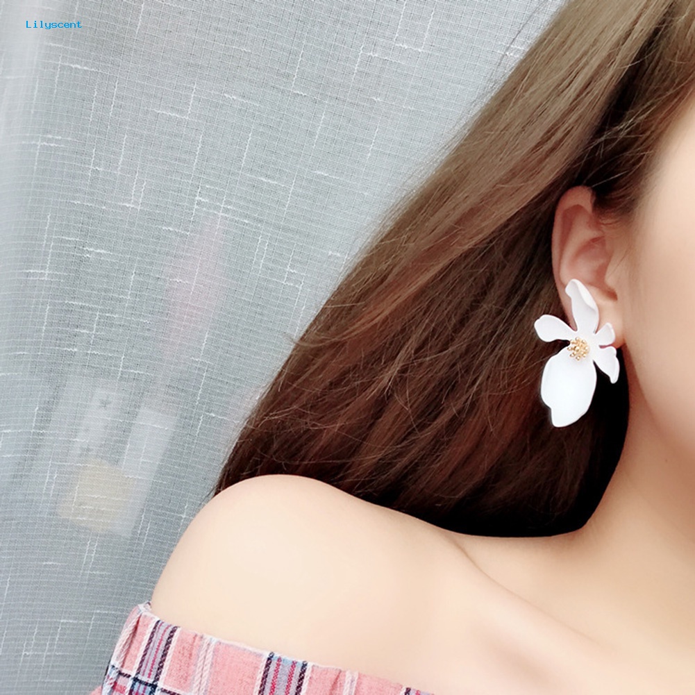 Lilyscent Fashion Daisy Bentuk Bunga Logam Telinga Stud Anting Wanita Pesta Perhiasan Hadiah