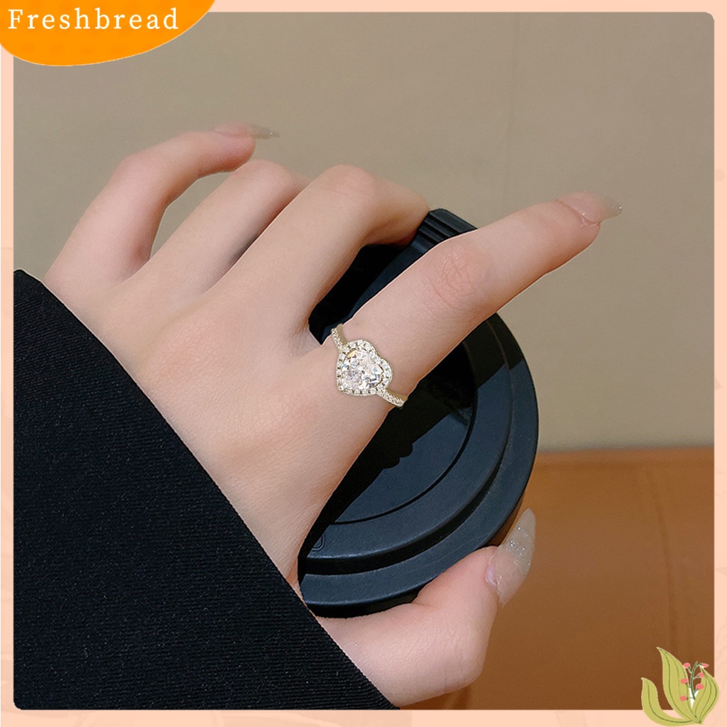 &lt; Freshbread &gt; Cincin Kawin Kepribadian Berlebihan Hadiah Valentine Glitter Cinta Hati Bertatahkan Berlian Imitasi Cincin Perhiasan Aksesori