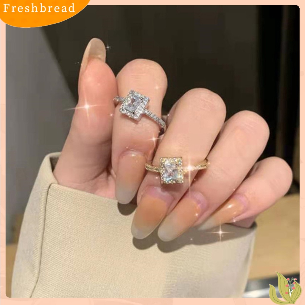 &lt; Freshbread &gt; Wanita Cincin Shiny Mewah Open Mouth Eye-catching Semua Pertandingan Perhiasan Hadiah Bentuk Persegi Berlian Imitasi Bertatahkan Wanita Ladies Finger Ring Untuk Pakaian Sehari-Hari