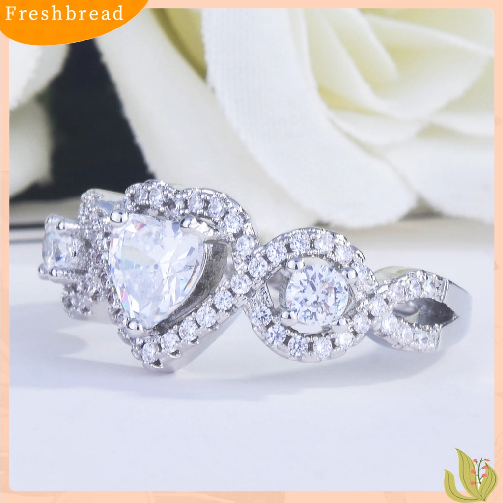 &lt; Freshbread &gt; Cincin Berlian Imitasi Hias Tidak Luntur Pertunangan Tembaga Hollow Opening Women Ring Untuk Ulang Tahun