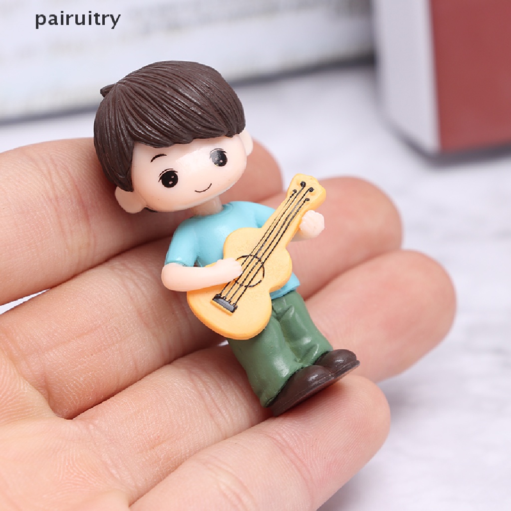 Prt 2pcs Ornamen Miniatur Kreatif Cowok Cewek Gitar Sweety Lovers Patung Pasangan PRT