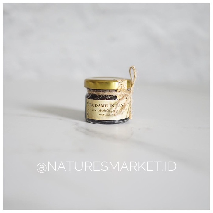 

[Ready-Stock] La Dame In Vanilla 25ml (Paste Non Alcohol)