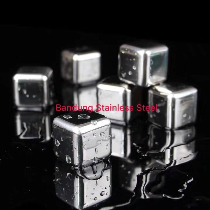 8 pcs Ice Cube Stainless Steel sus 304 Food grade Es Kotak Stainles es batu stainless