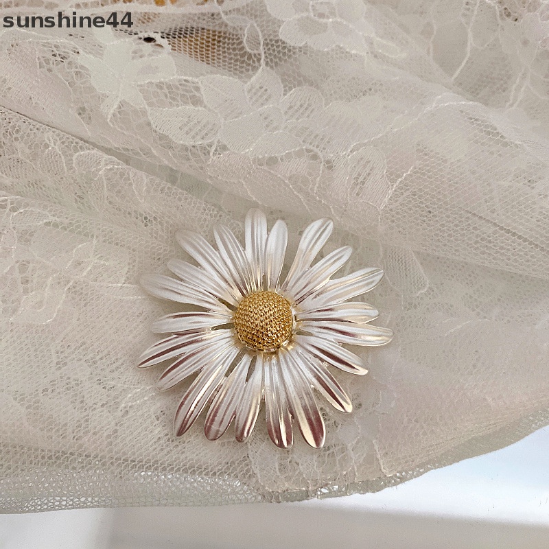 Sunshine Elegan Vintage Tanaman Logam Bunga Daisy Bros Pin Untuk Wanita Pria Kerah Aksesoris Pakaian Jas Syal Klip Perhiasan Hadiah ID