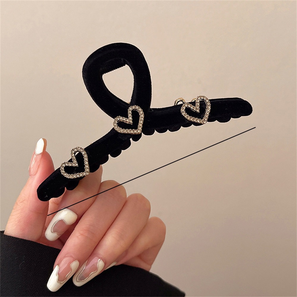 Trendy Dan Chic Hati Shiny Charm Black Hair Claw Clip Dengan Permukaan Mewah