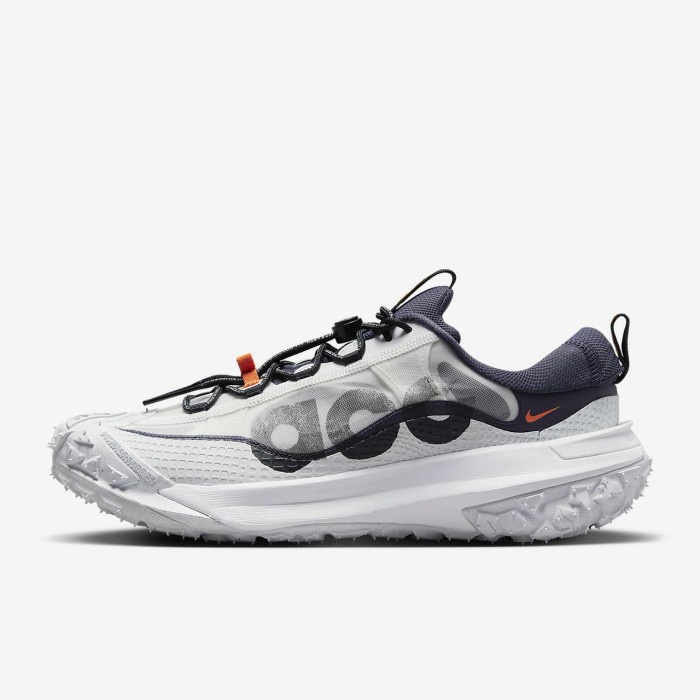Sepatu Hiking ACG Mountain Fly 2 Low Summit White Black - 40