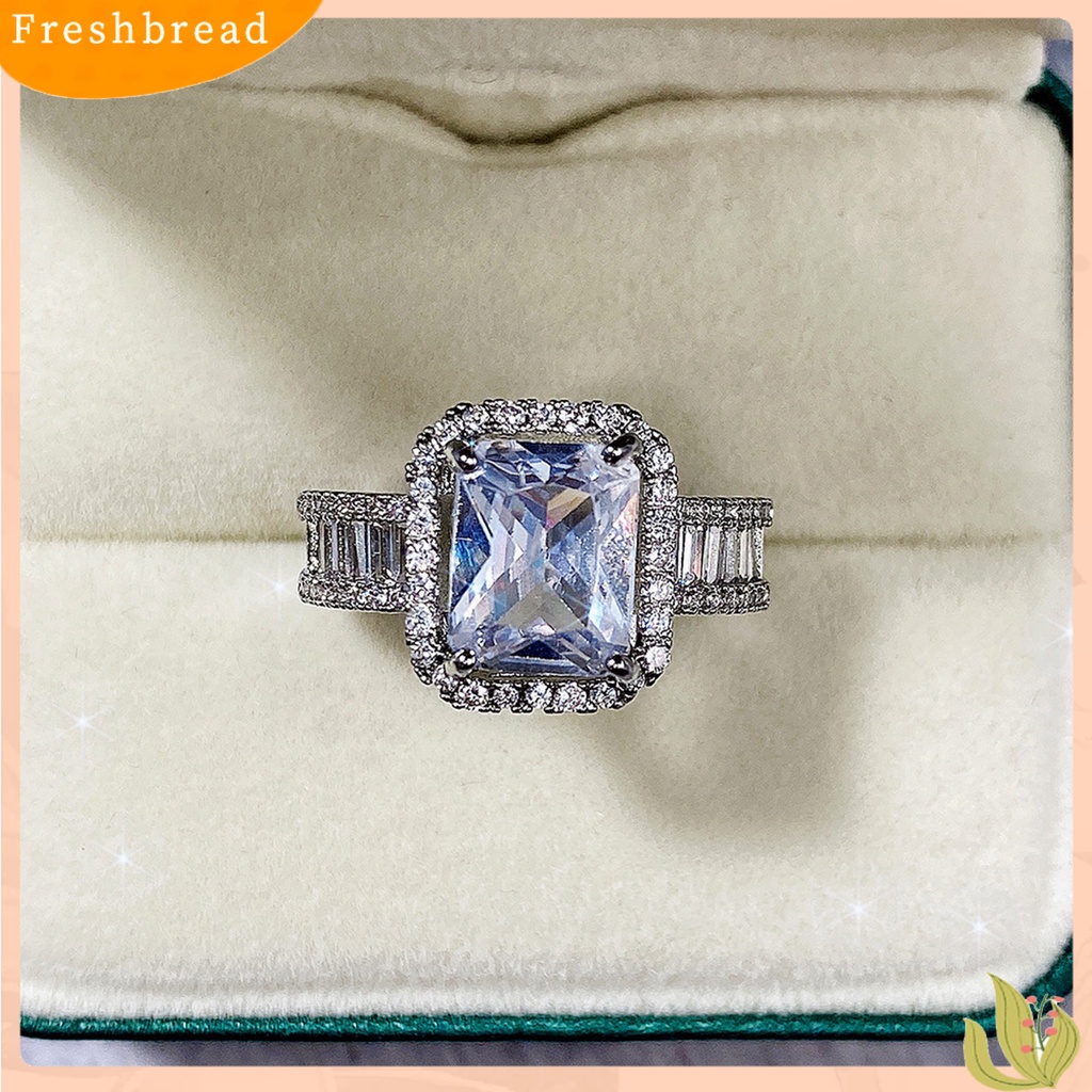 &lt; Freshbread &gt; Pernikahan Band Bersinar Persegi Berlian Imitasi Hypoallergenic Geometris Gaya Barat Hias Aksesori Bertatahkan Zirkon Lebar Band Cincin Wanita Perhiasan