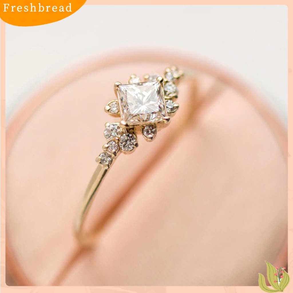 &lt; Freshbread &gt; Indah Tipis Permukaan Halus Pernikahan Band Persegi Cubic Zirconia Wanita Cincin Pesona Perhiasan