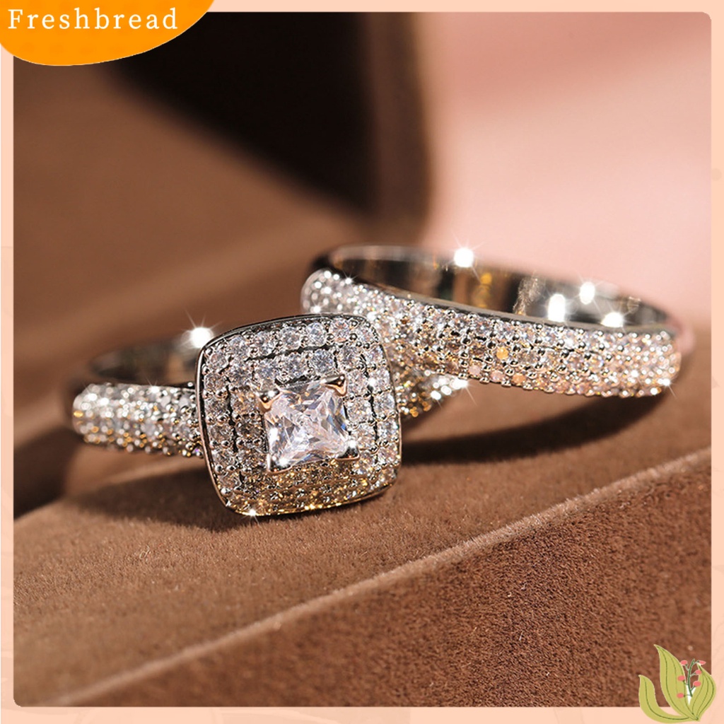 &lt; Freshbread &gt; 2 Pcs Wanita Cincin Mewah Berlapis Mengkilap Persegi Berlian Imitasi Berkilau Berdandan Hadiah Wanita Jari Cincin Perhiasan Pernikahan Aksesori Busana