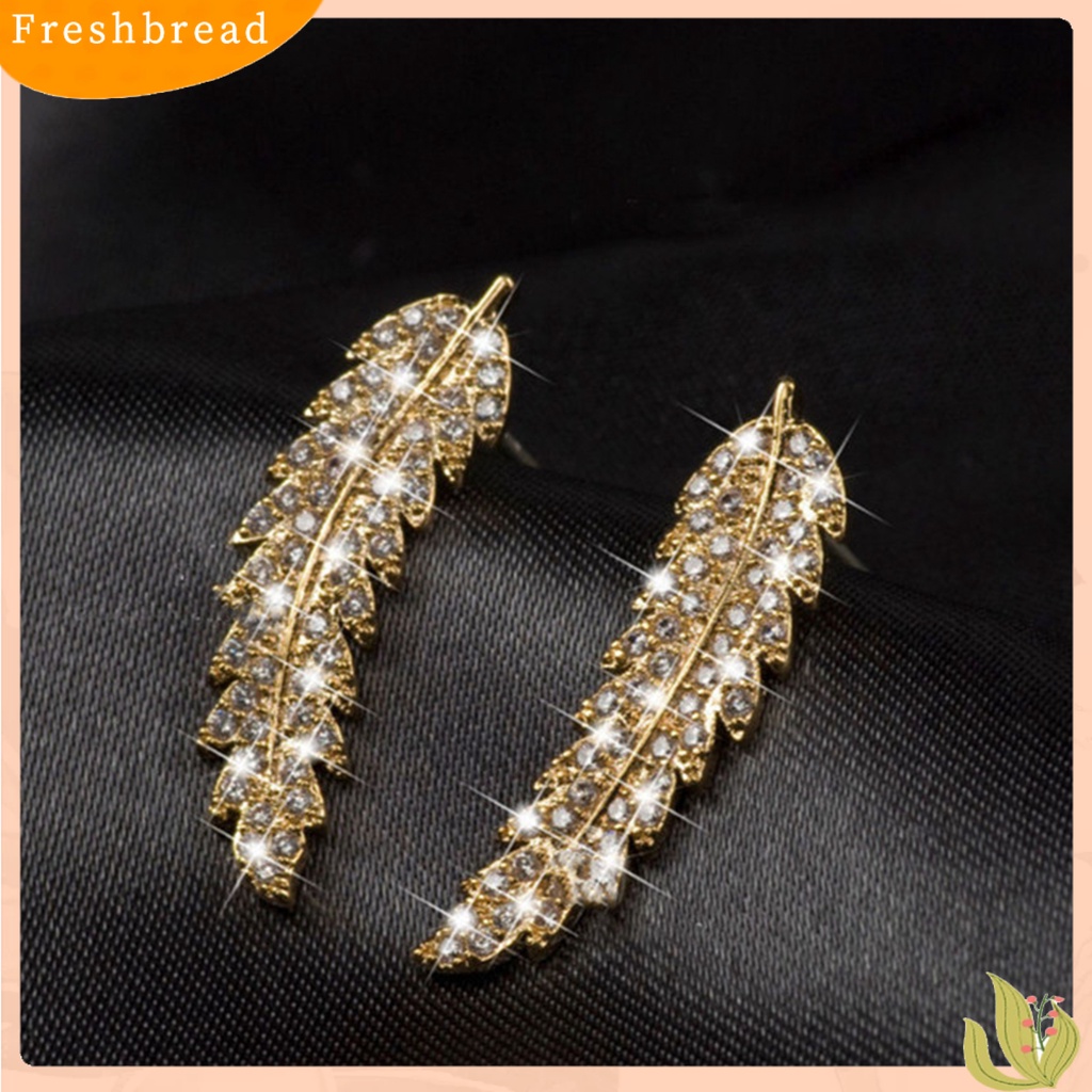 &lt; Freshbread &gt; 1pasang Anting Wanita Daun Berlian Imitasi Perhiasan Electroplating Sparkling Stud Earrings Untuk Pernikahan