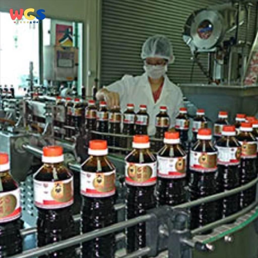 Tai Hua Light Soy Sauce Naturally Brewed 640ml