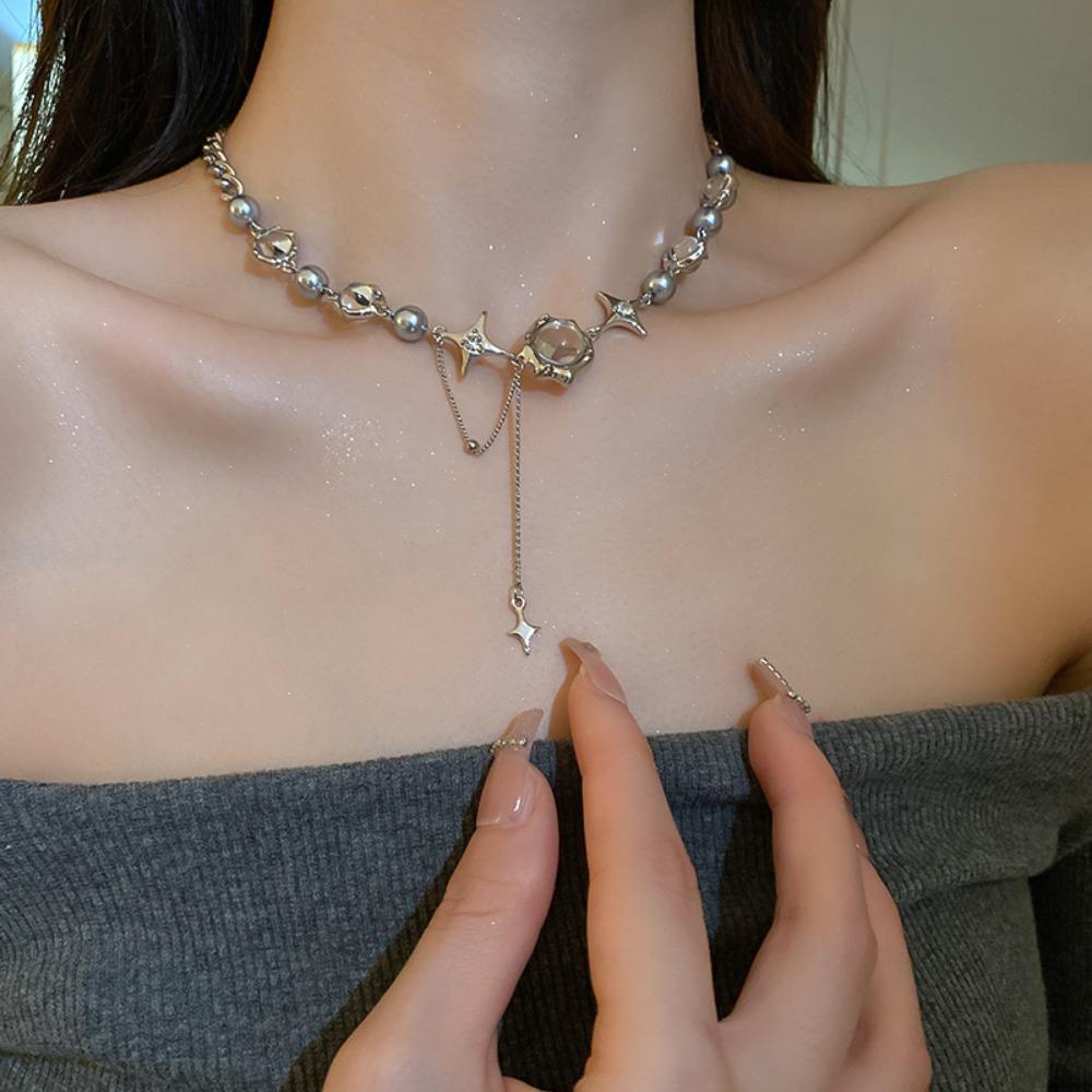 Kalung Bintang Berujung Empat Nanas Rantai Klavikula Warna Silver Transparan Baru