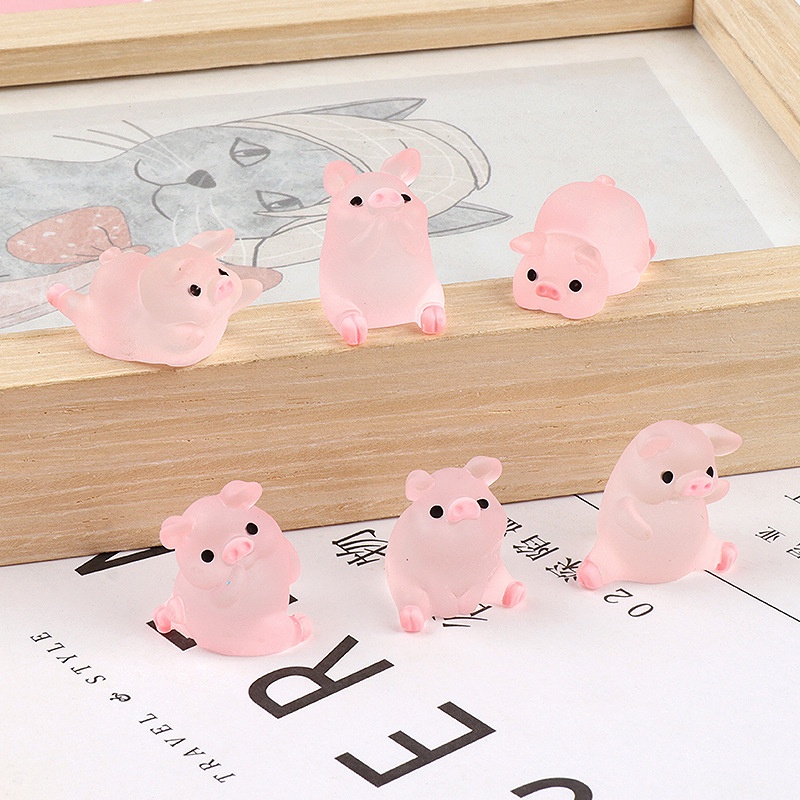 1pc Mobil Pink Piggy Doll Kawaii Mini Resin Kartun DIY Dashboard Dekorasi Self-adhesive Ornamen Auto Interior Aksesoris