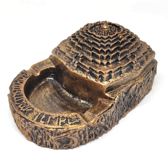 Souvenir Cinderamata Asbak Candi Borobudur Fiberglass 13x9x7 cm
