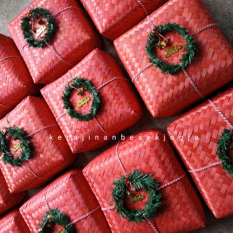 ( NATAL 2022 ) BESEK WARNA MERAH HIAS NATAL / besek warna / besek natal / besek jogja /besek natal j