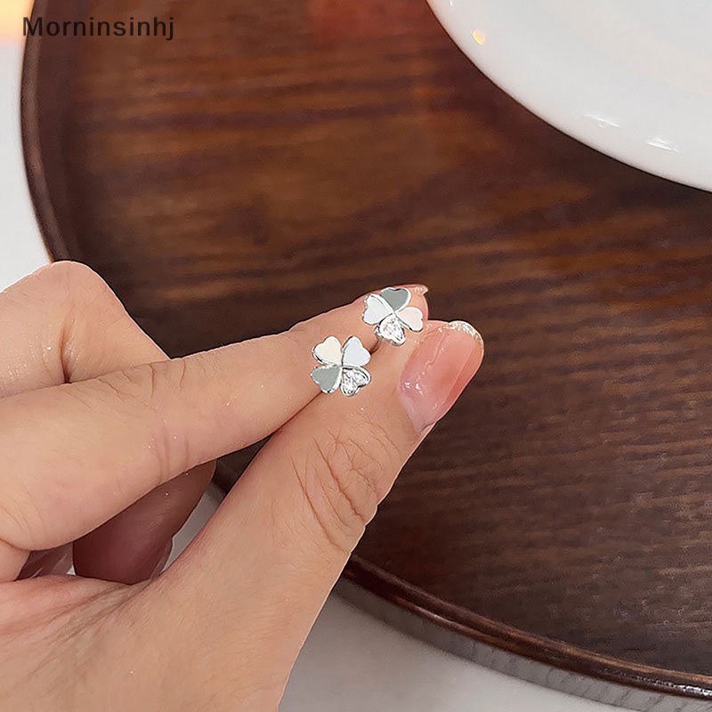 Mornin 1pasang Plaum Plated Perhiasan Telinga Sederhana Warna Perak Beruntung Empat Daun Clover Zircon Stud Earring Untuk Wanita Gadis Perhiasan id