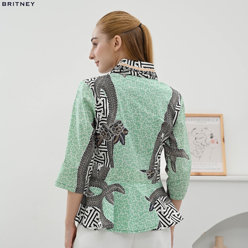 Evercloth Britney Atasan Wanita Blouse Batik Wanita Lengan Panjang