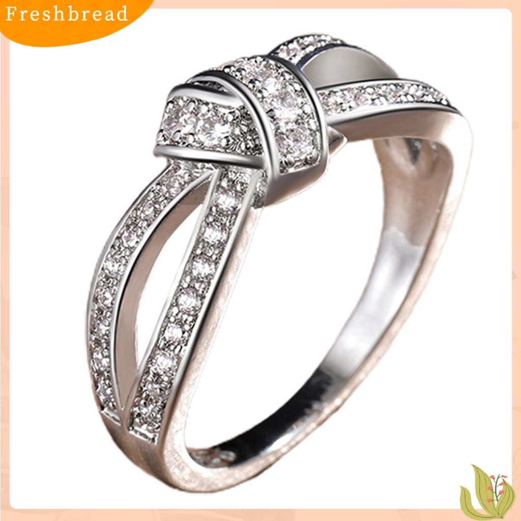 &lt; Freshbread &gt; Wanita Cincin Memutar Ikatan Simpul Bentuk Berlian Imitasi Hias Alloy Hollow Out Finger Ring Untuk Anniversary