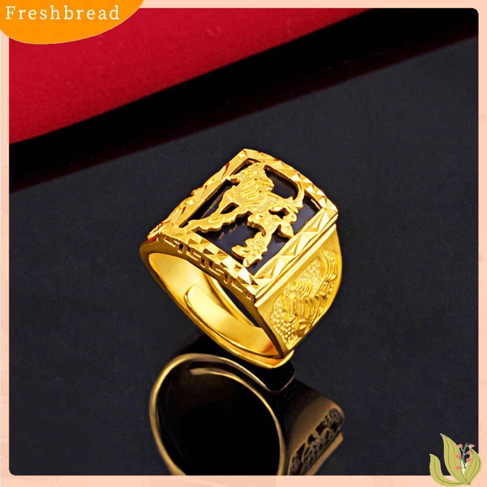 &lt; Freshbread &gt; Fashion Pria Berlapis Emas Kuda Diukir Lebar Band Terbuka Jari Cincin Perhiasan Pesta