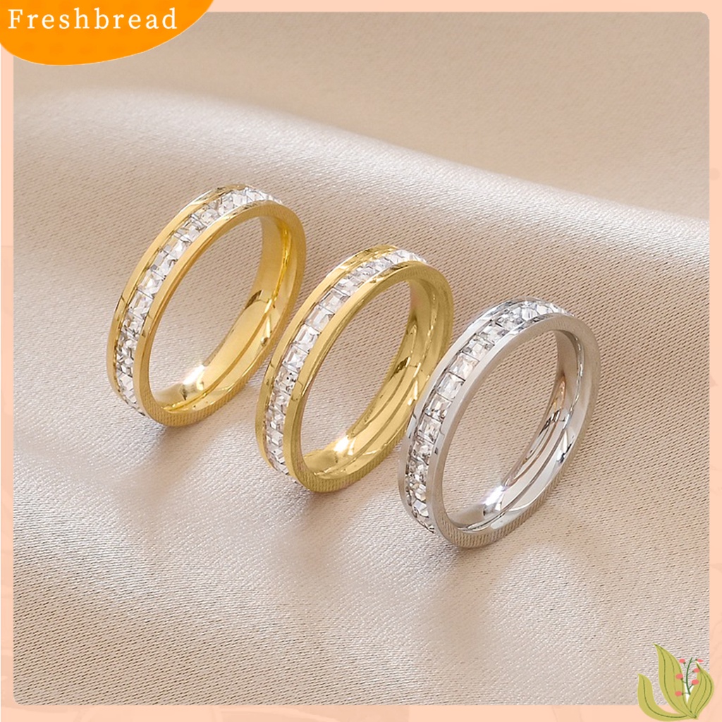 &lt; Freshbread &gt; Permukaan Halus Cincin Pasangan Mulia Persegi Cubic Zirconia Cincin Kawin Perhiasan Aksesori