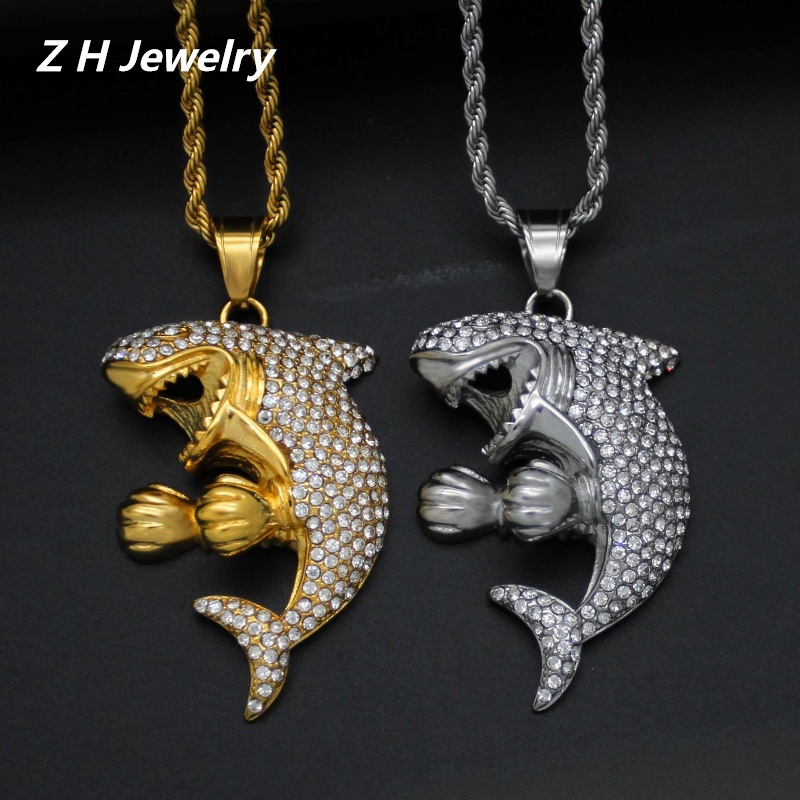 [Z H Perhiasan] Vintage Tinju Hiu Penuh Berlian Hip Hop Liontin Fashion Pria Anti Karat Kalung Pesta Batu Baja Titanium Perhiasan Aksesoris Grosir