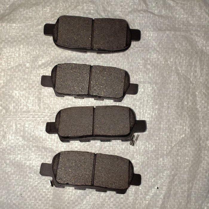 brake pad kampas rem belakang Suzuki grand Vitara