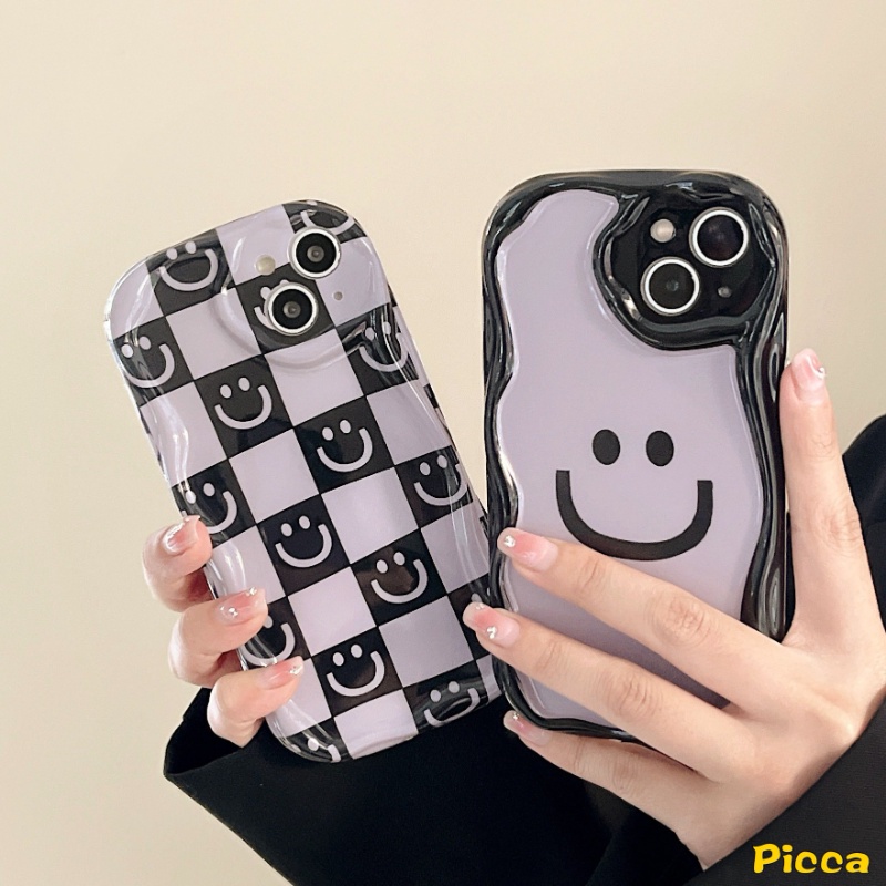 Checkerboard Kartun Smiley Case Untuk Vivo Y36 Y02T Y12i Y15 Y16 Y02A Y20 Y17 Y02 Y12 Y35 Y11 Y22 Y22s Y15s Y91C Y20s Y31 Y53s Y50 Y30i Y21s Y20A Y15A Y51A 3D Penutup Tepi Bergelombang Lengkung