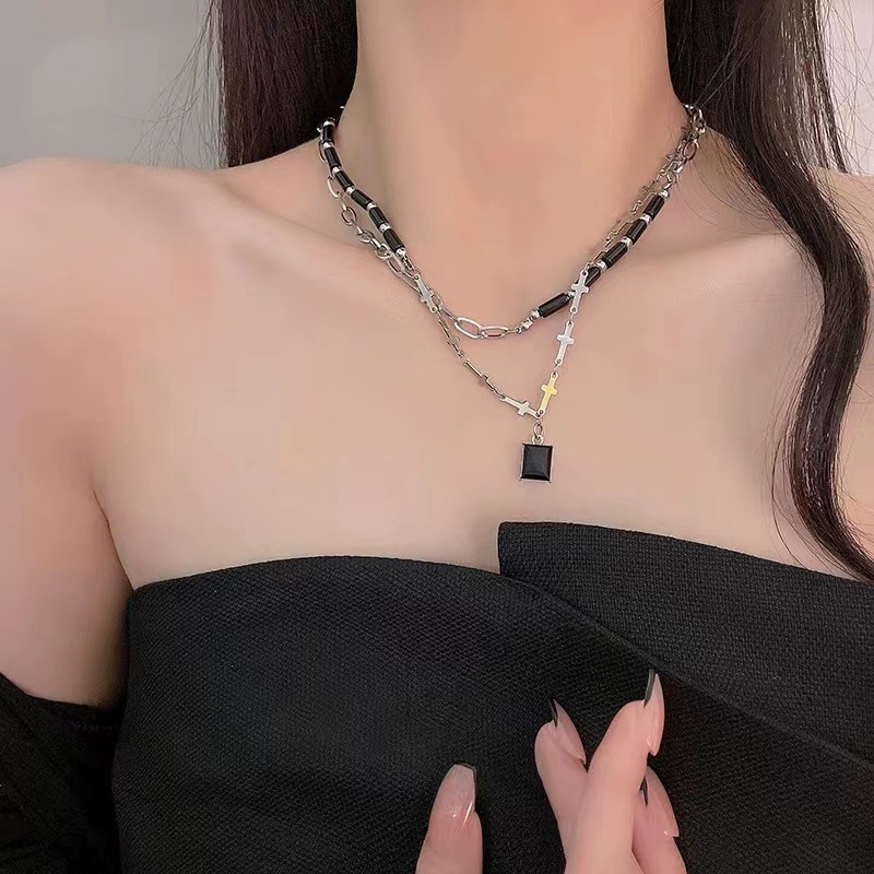 Titanium Steel Double-Layer Manis Keren Gaya Kalung Perempuan High-End Desain Niche Gaya Baru Trendi Ringan Mewah Semua @