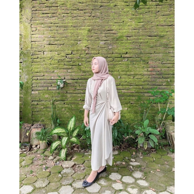 KANON - Lirica Twist Dress - Dress pesta hijab friendly