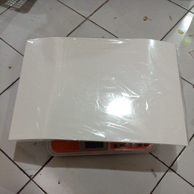 

STICKER POLYPOSTER MATE WP A3/20 LEMBAR