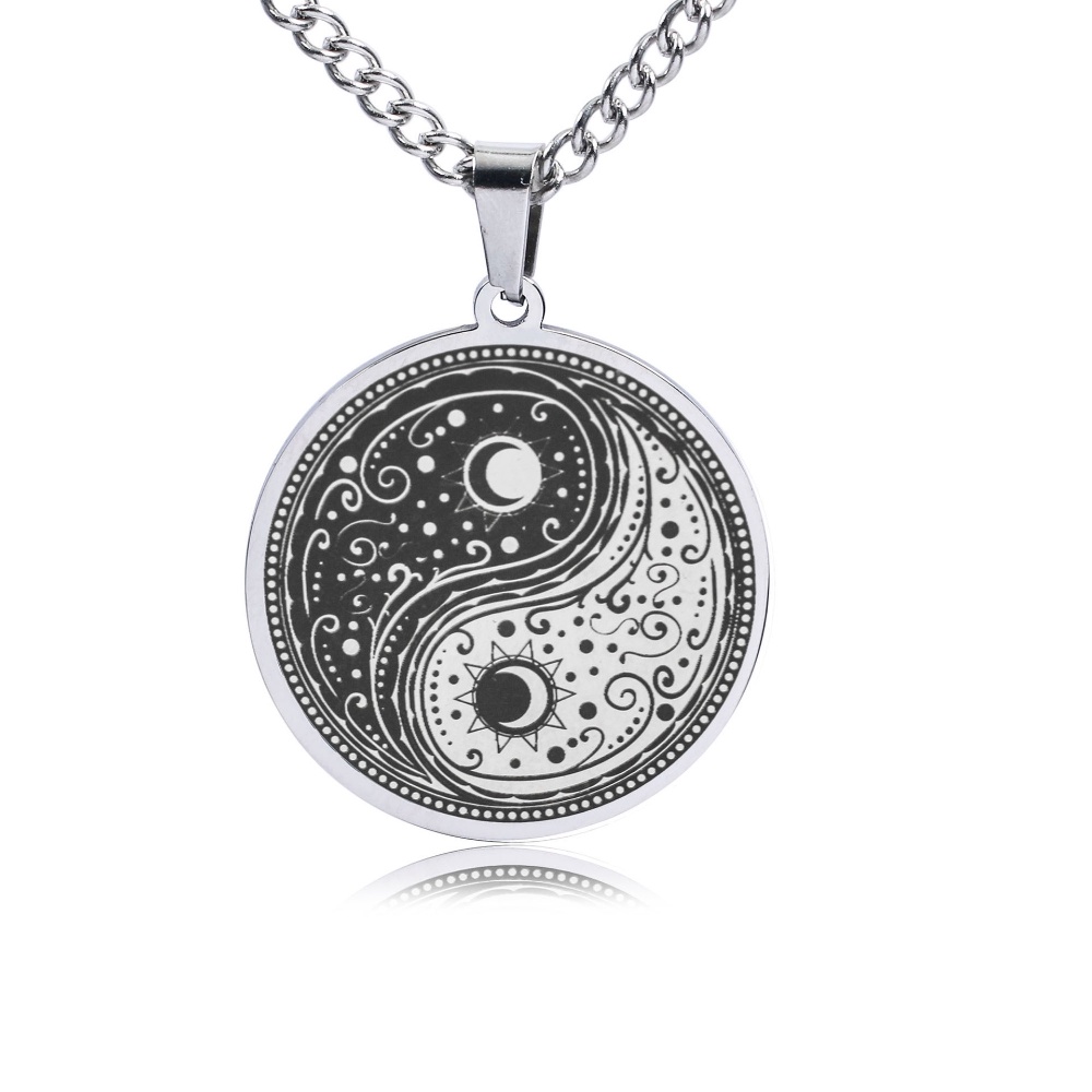 [X C Kalung] Baru Emas Dan Perak Hip Hop Punk Vintage Kreatif Yin Yang Tai Chi Titanium Steel Liontin Kalung Anti Karat Untuk Pria Dan Wanita Festival Hadiah Perhiasan