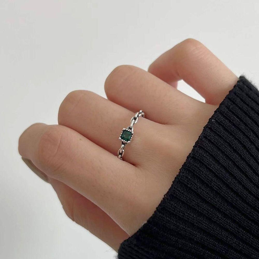 Mxbeauty Cincin Jari Persegi Elegan Pesona Vintage Pembukaan Rantai Geometris Alloy Retro Adjustable Round Zircon Ring
