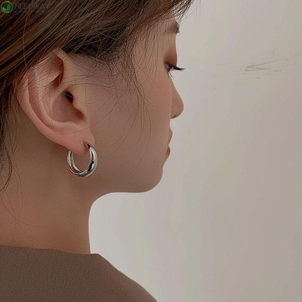 Needway Anting Hoop Pasangan Elegan Geometris Chic Aksesoris Fashion