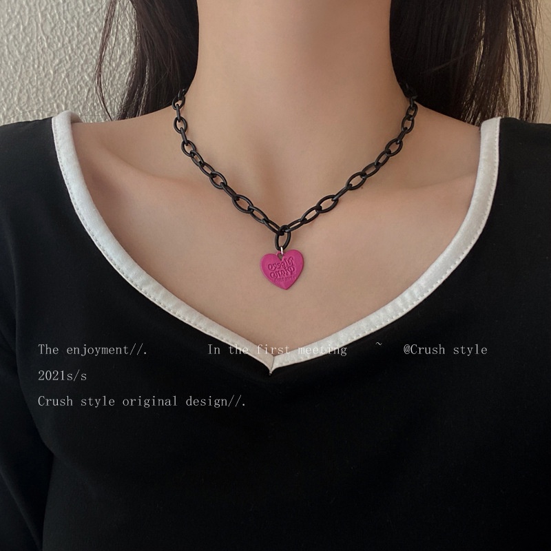 Kalung Liontin Cinta Pink Akrilik Perempuan Gaya Baru Anting Influencer Trendi Hip Hop Unik Manis Keren