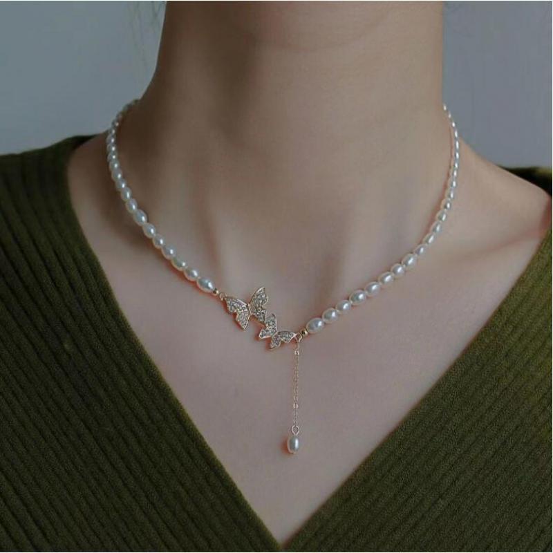 [FRA] Fashion Mutiara Kalung Cahaya Mewah Berlian Minor Kupu-Kupu Pendek Choker Klavikula Rantai