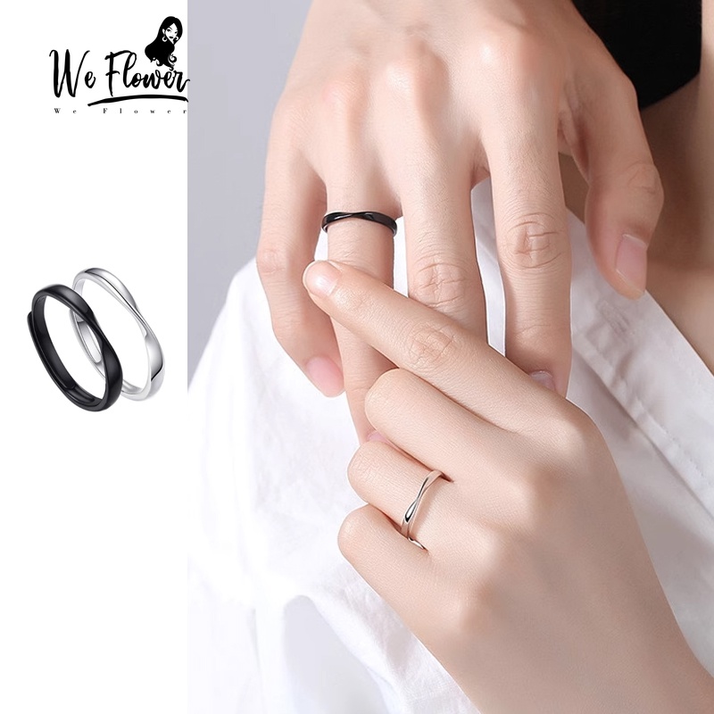 We Flower 1PC Ins Trendi Glossy Hitam Perak Mobius Cincin Pasangan Untuk Wanita Pria Unisex Minimalis Memutar Jari Cincin Pecinta Perhiasan Aksesoris