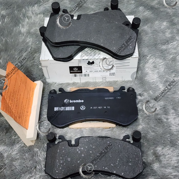 KAMPAS REM BRAKE PAD DEPAN W212 W218 CLS63 E63 C63 AMG MERCEDES BENZ