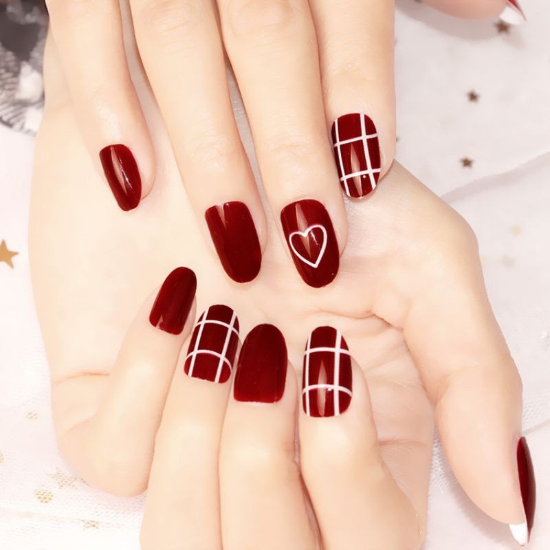 TGM - 24 Pcs / box Manicure Fake Nails Art False Nails Kuku Palsu Motif Include Lem dalam box