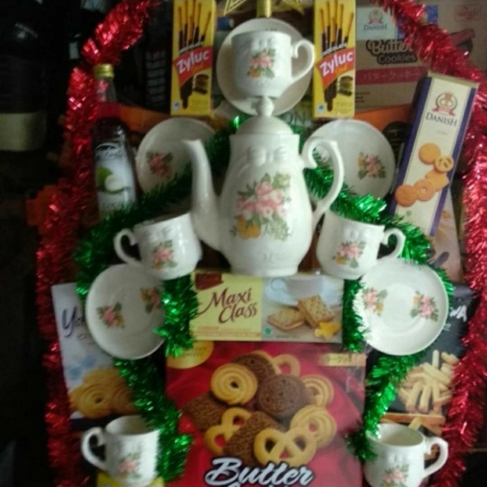 

Parcel Idul Fitri Teaset Pecah Belah Tahun Baru Custom