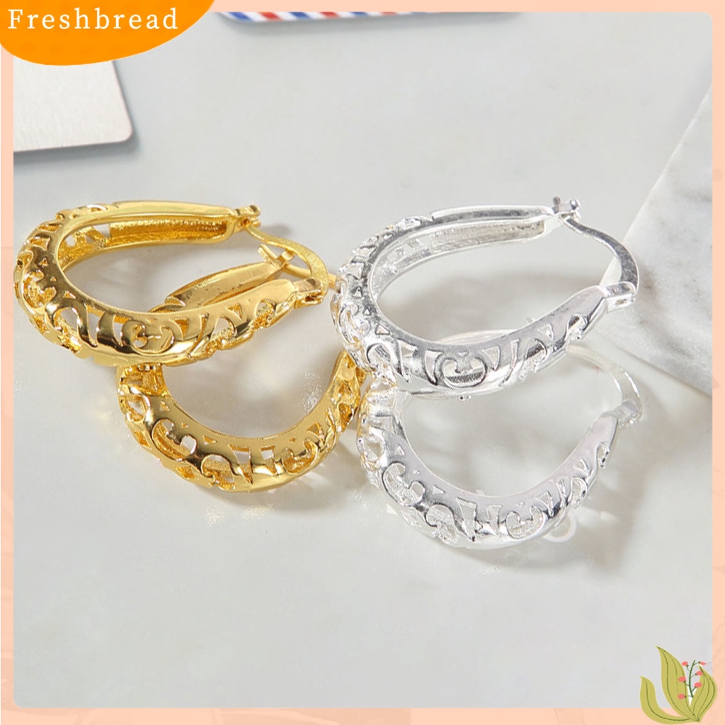 &lt; Freshbread &gt; 1pasang Anting Hoop Wanita Bulat Berongga Keluar Bunga Perhiasan Anting Geometris Berlebihan Untuk Pernikahan