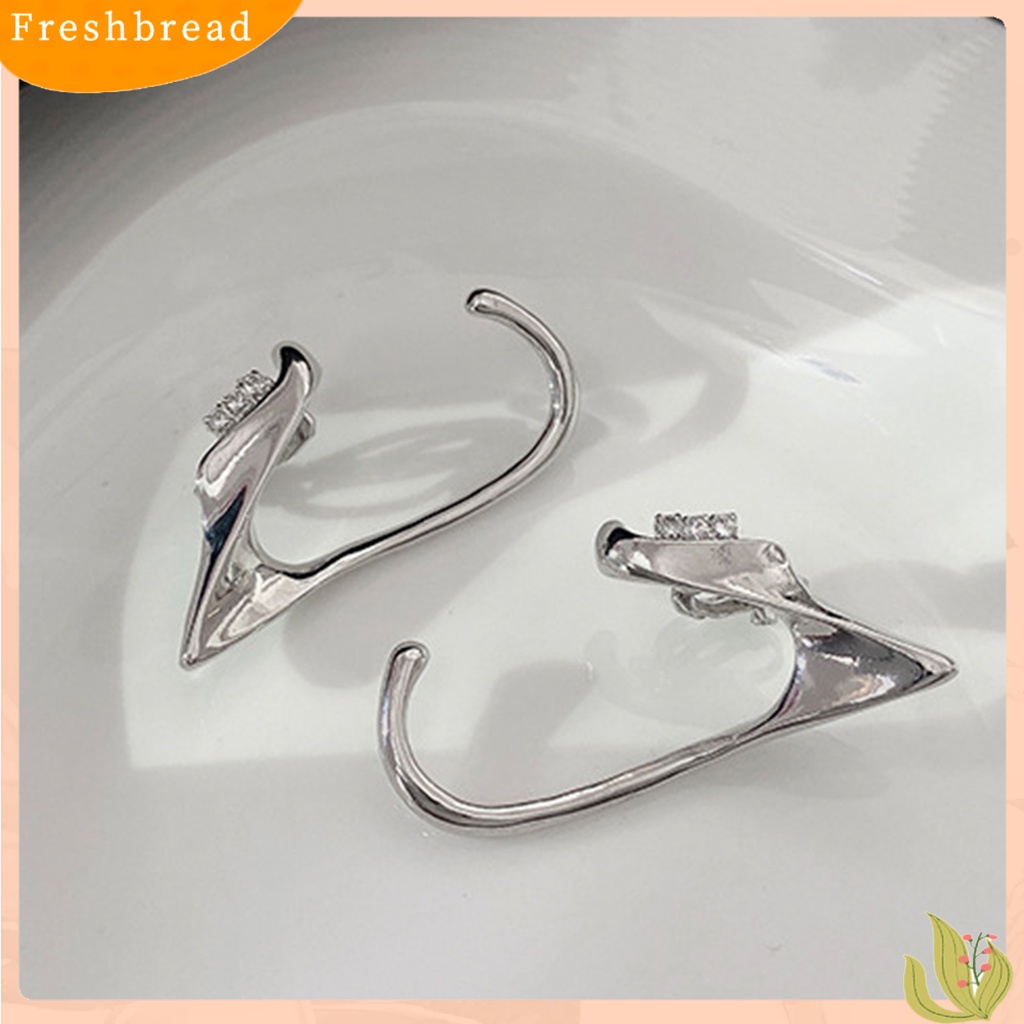 &lt; Freshbread &gt; 1pasang Lady Klip Telinga Hias Berlian Imitasi Gaya Hip-hop Rumbai Tanpa Tindik Wanita Ear Cuff Earrings Untuk Cosplay