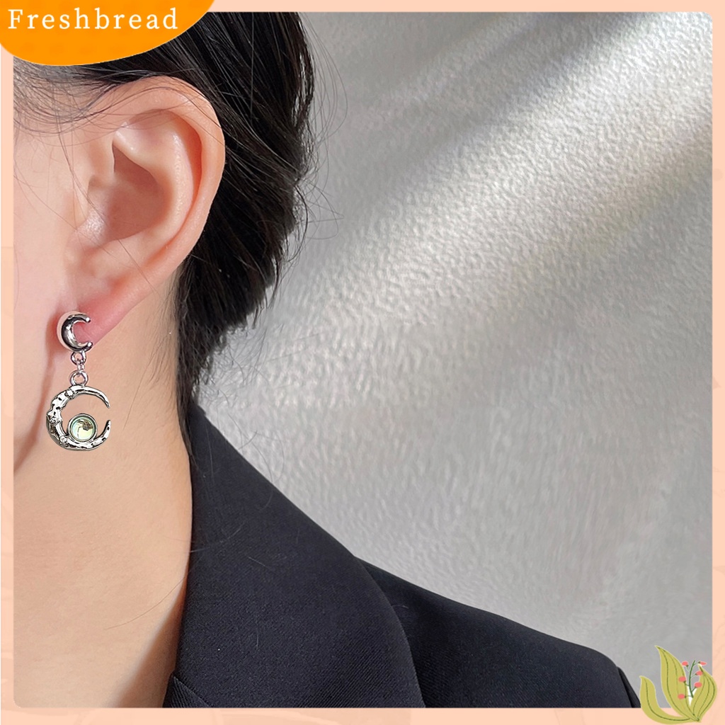 &lt; Freshbread &gt; 1pasang Anting Menjuntai Asimetris Moonstone Glitter Hiasan Telinga Temperamen Berkilau Bulan Bintang Hias Berlian Imitasi Retro Stud Earrings Untuk Pacaran