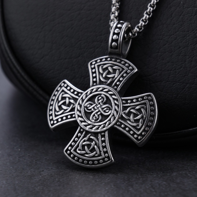 [Z H Perhiasan] Vintage Hip-hop Celtic Cross Liontin Pria Fashion Stainless Steel Kalung Punk Pesta Perhiasan Aksesoris